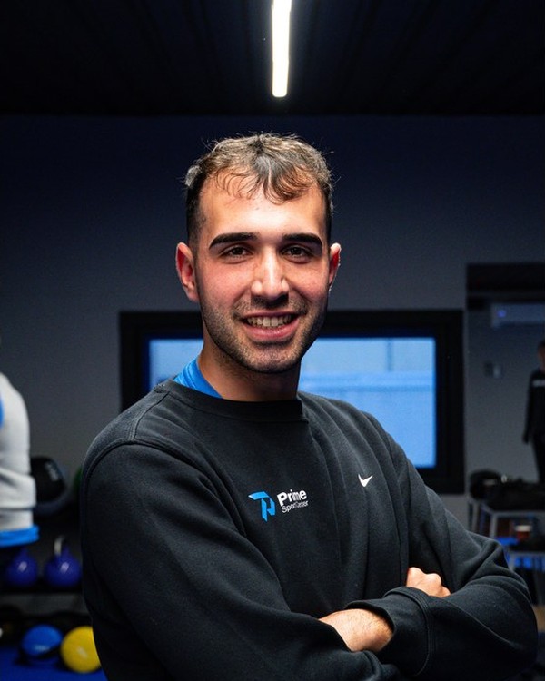 Retrato de Pedro Ledesma, nutrición deportiva en Prime Sport Center