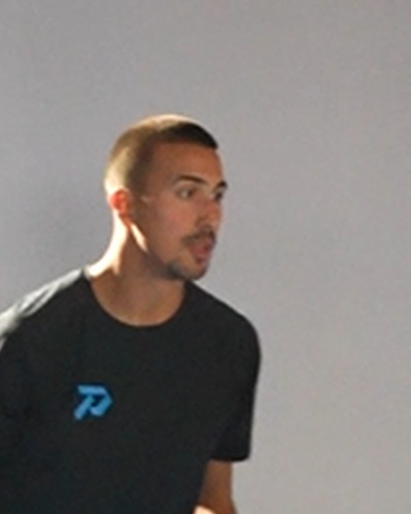 Retrato de Ramón Esteban, entrenador de porteros en Prime Sport Center