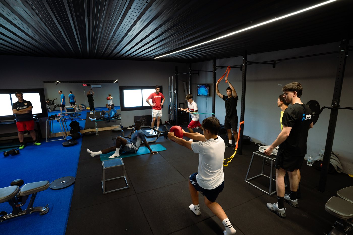 Sesión de entrenamiento en la sala de Prime Sport Center
